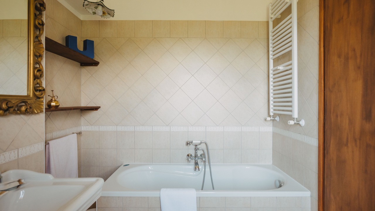 Photo of Bathroom in Stipes