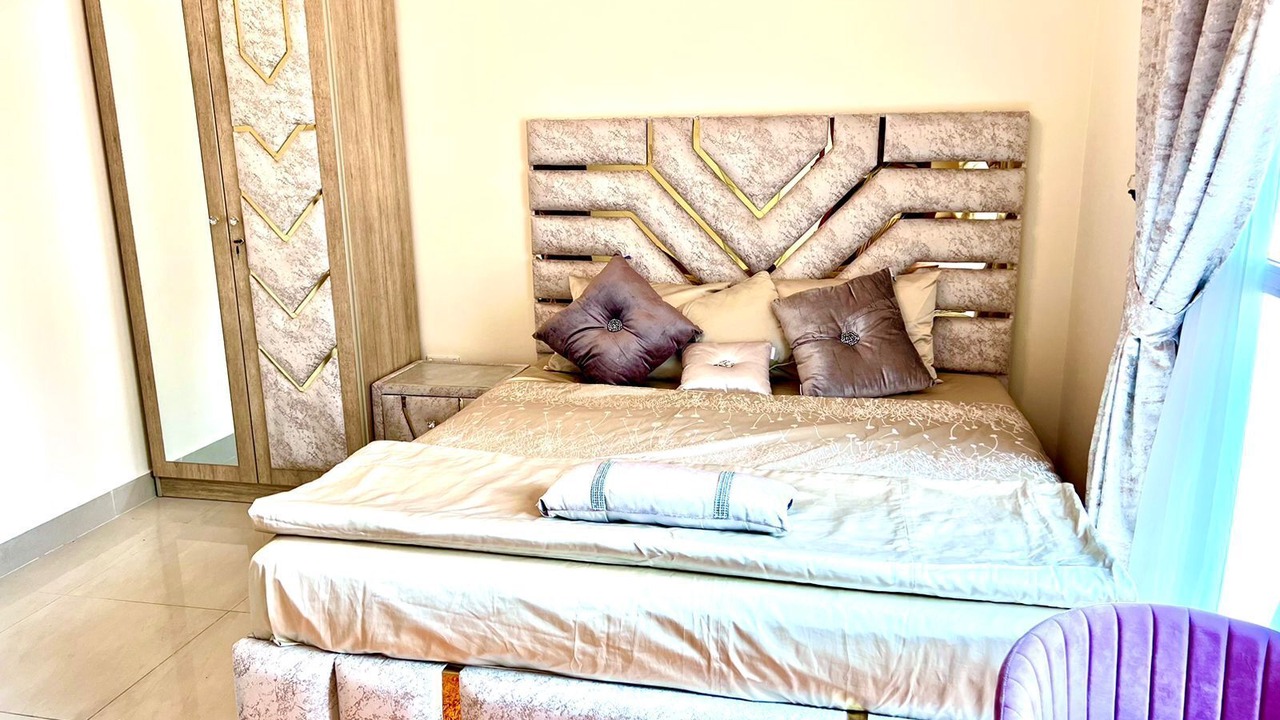 Photo of Bedroom in Mirdif