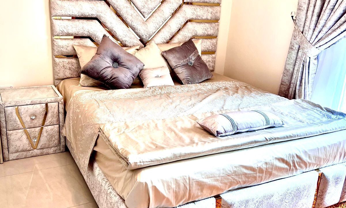 Photo of Bedroom in Mirdif