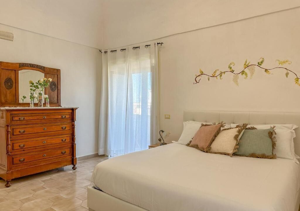 Photo of Bedroom in Meta