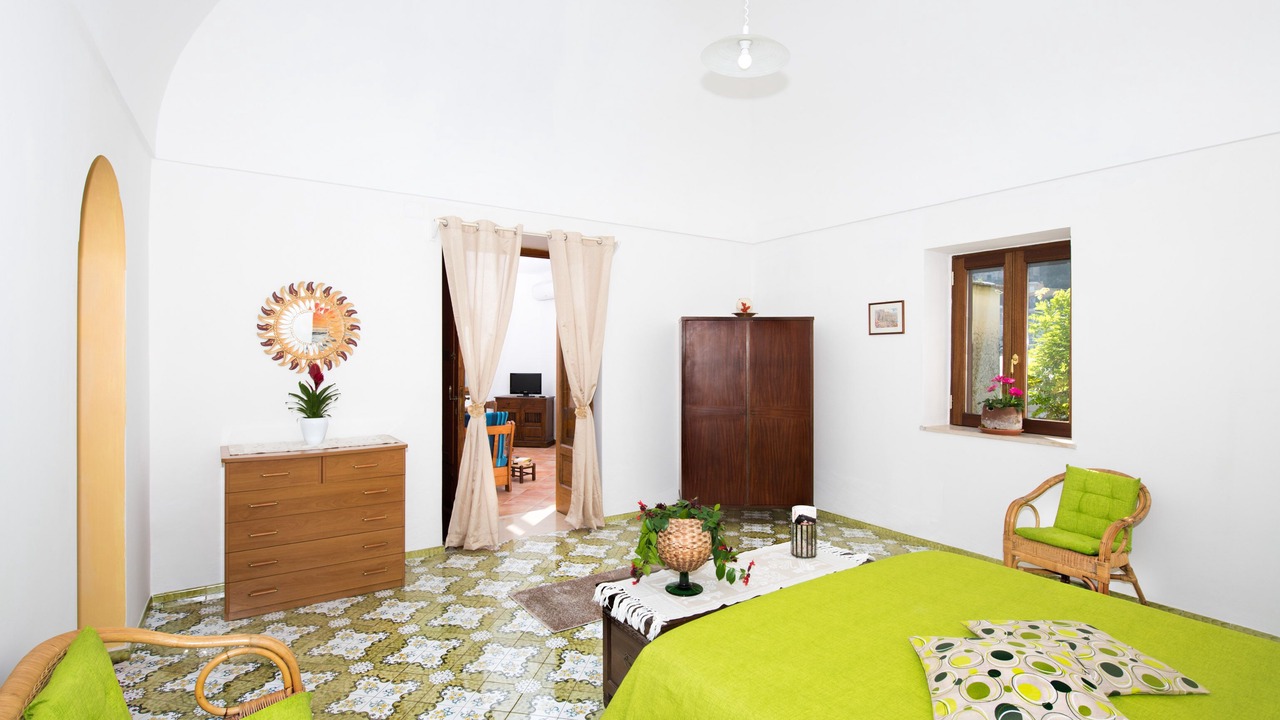 Photo of Bedroom in Montepertuso