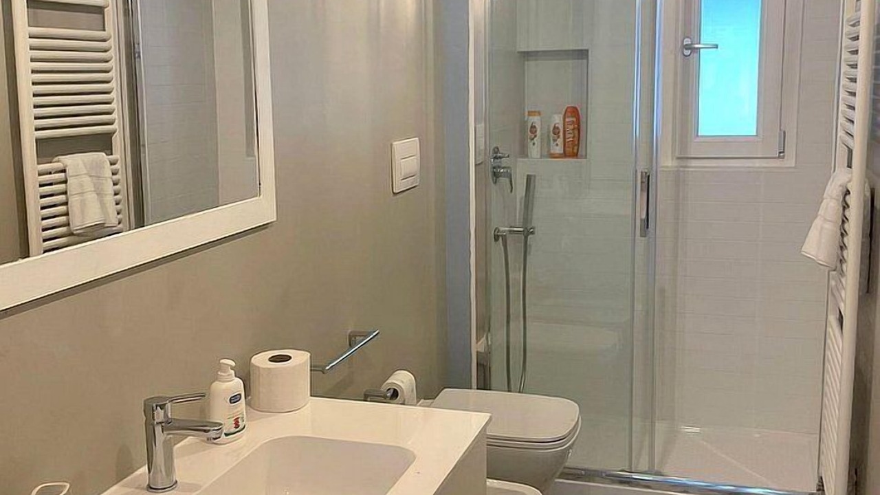 Photo of Bathroom in Amaroni