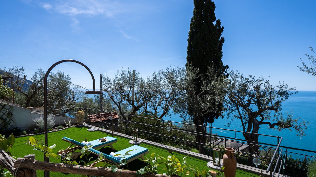 Photo of Outdoor in Montepertuso