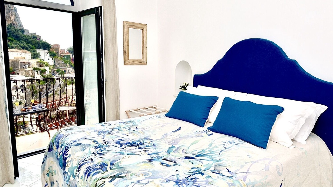 Photo of Bedroom in Montepertuso