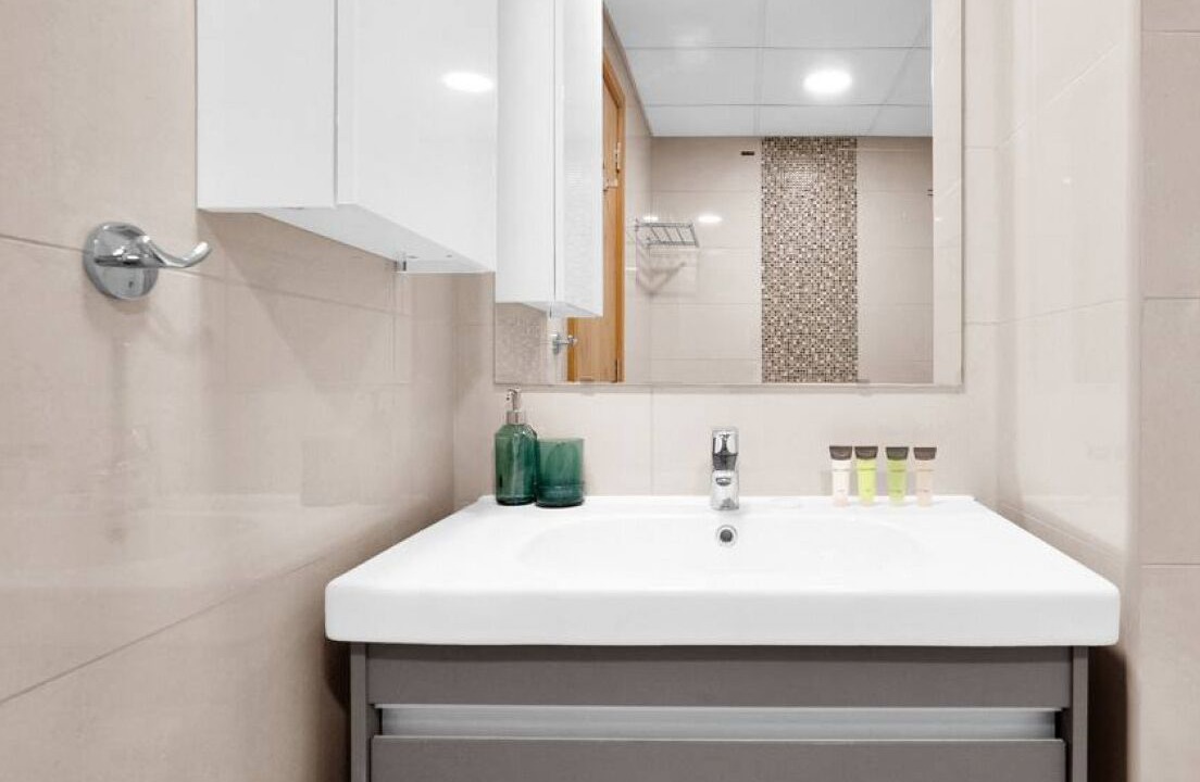 Photo of Bathroom in Jumeira 1