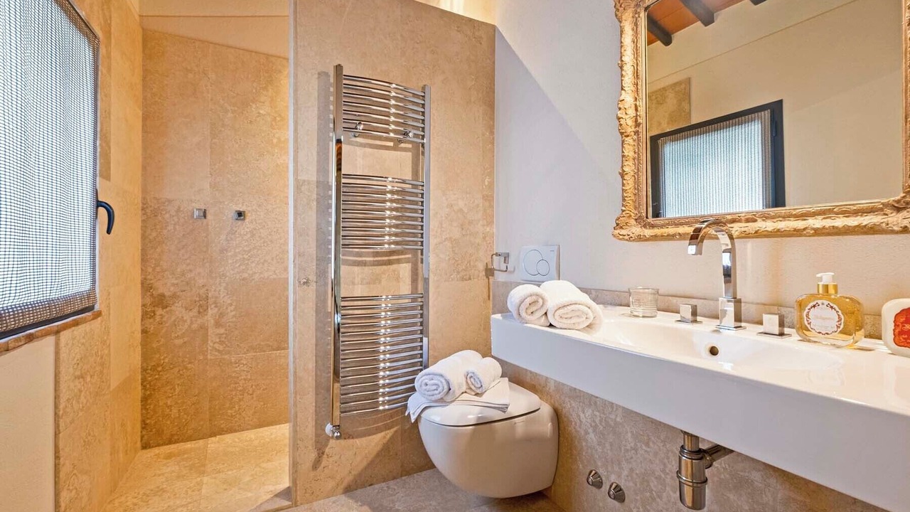 Photo of Bathroom in Gaiole in Chianti