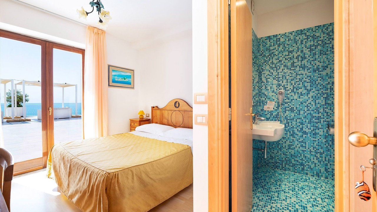 Photo of Bedroom in Sirenuse