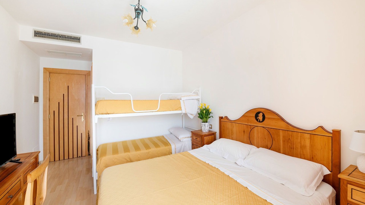 Photo of Bedroom in Sirenuse