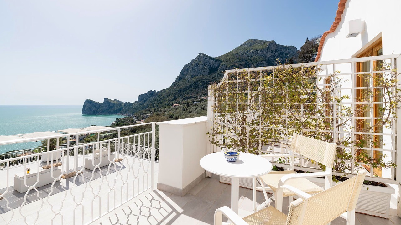Photo of Outdoor in Sirenuse