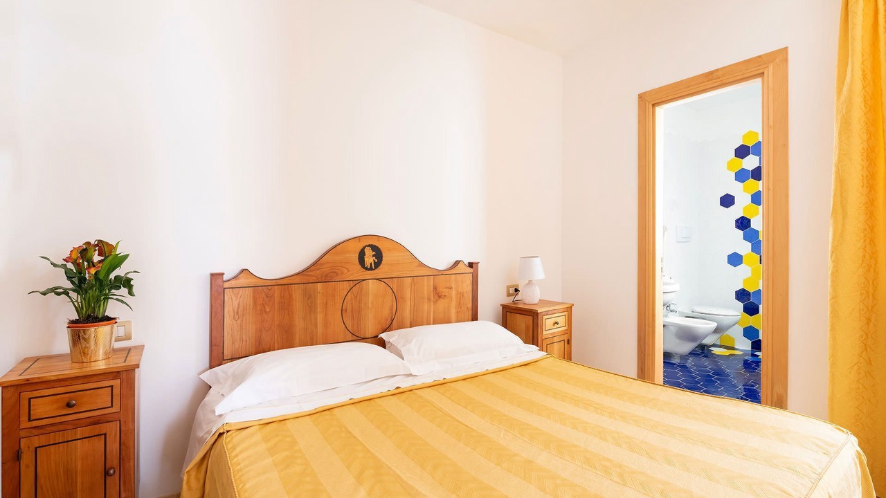 Photo of Bedroom in Sirenuse