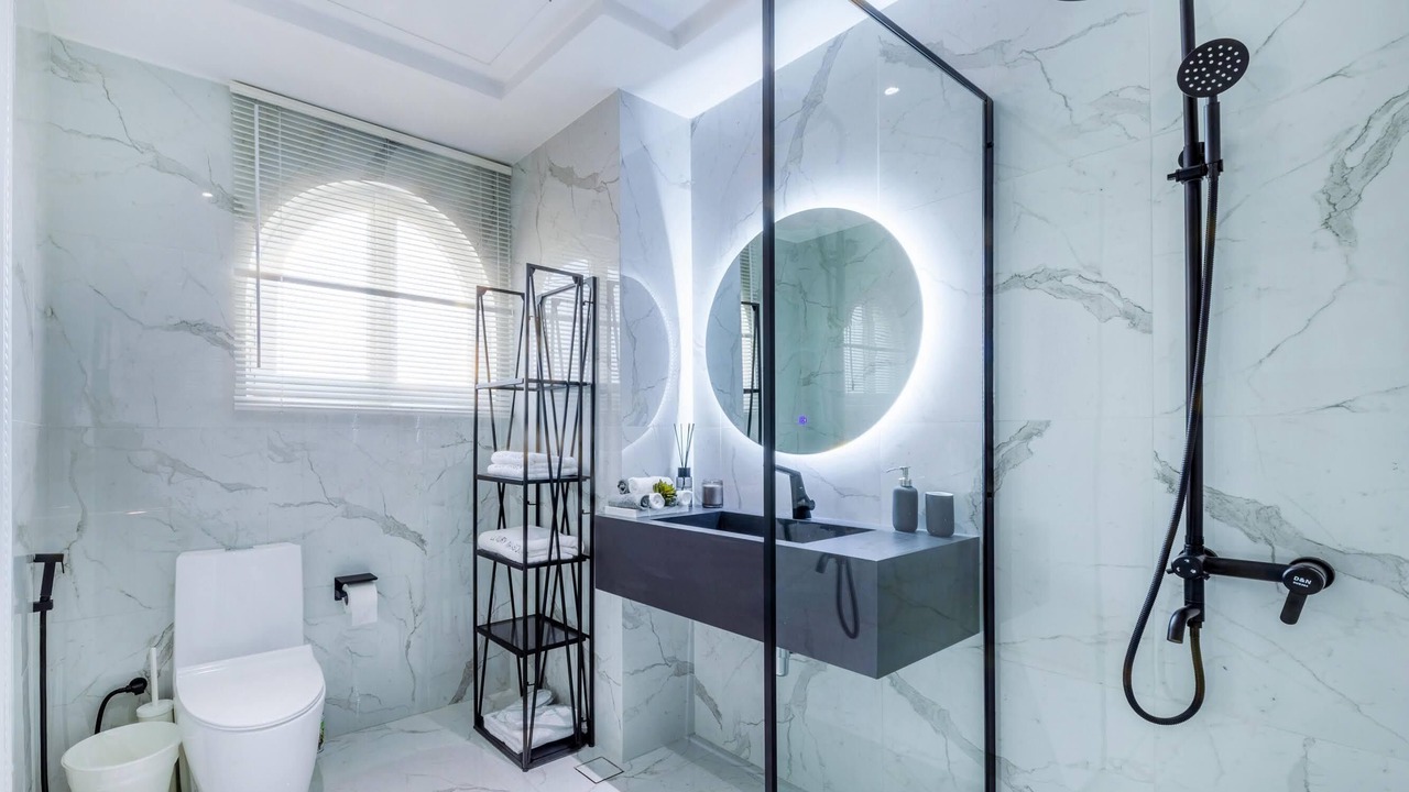 Photo of Bathroom in Palm Jumeirah