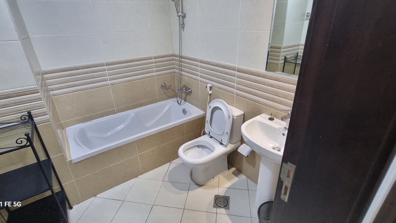 Photo of Bathroom in Sheikh Zayed Road
