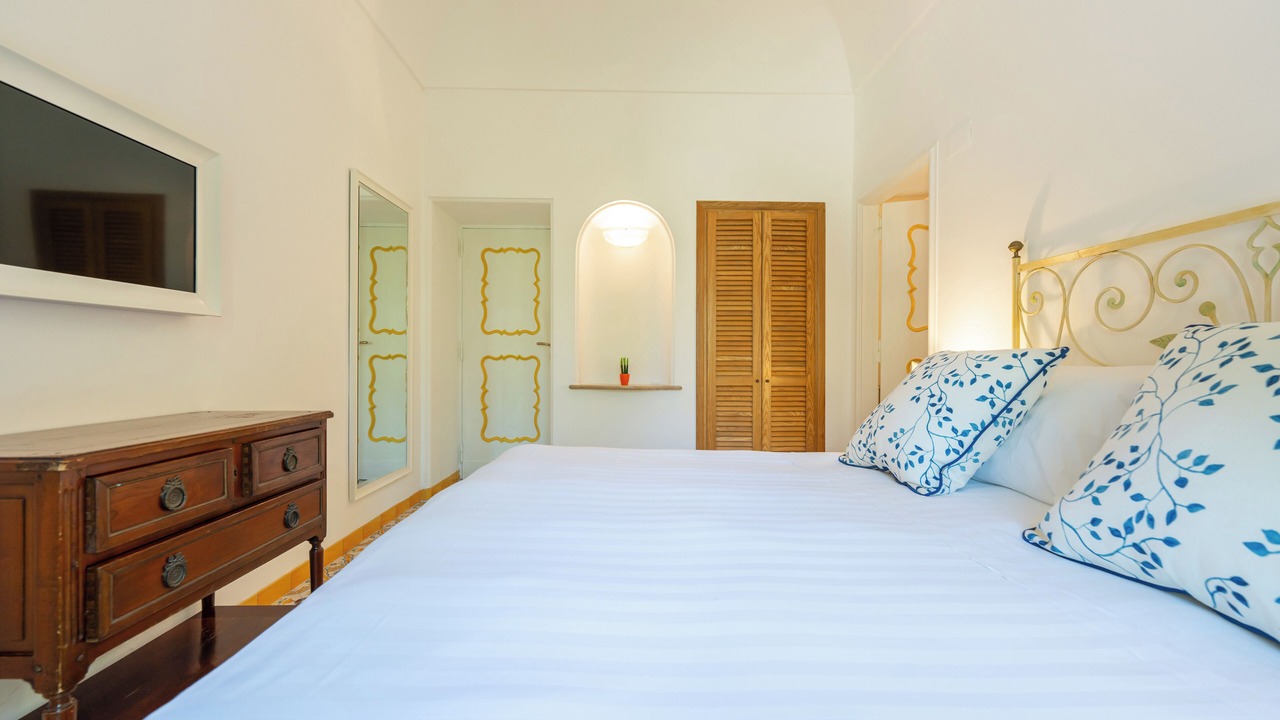 Photo of Bedroom in Capri