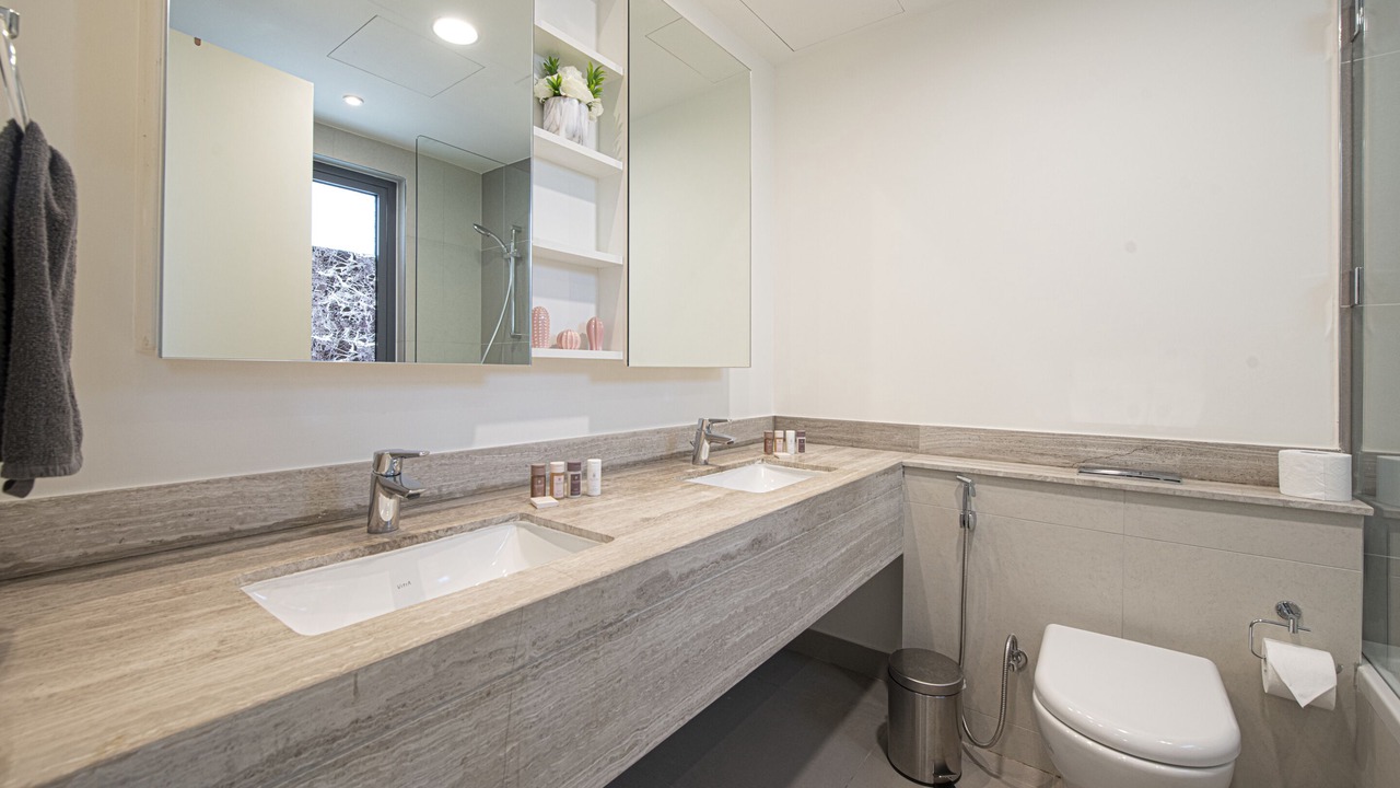 Photo of Bathroom in Trade Centre 1