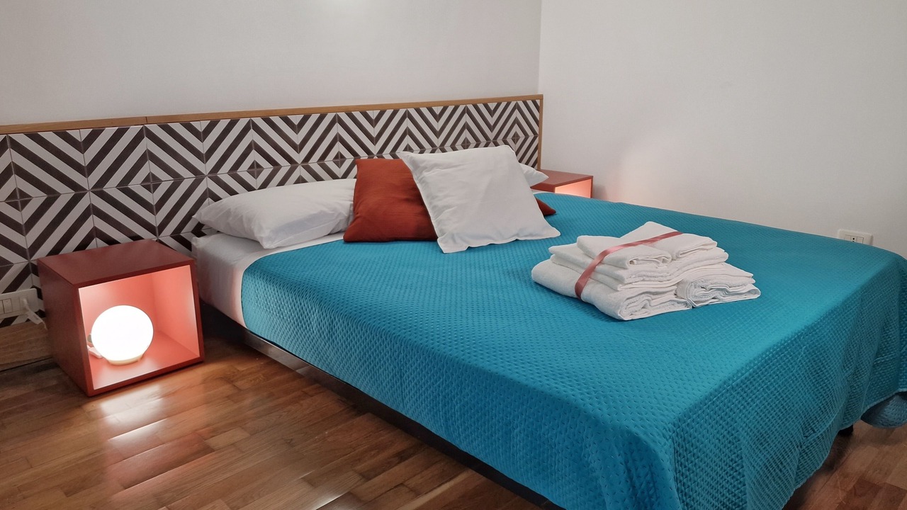 Photo of Bedroom in Meta