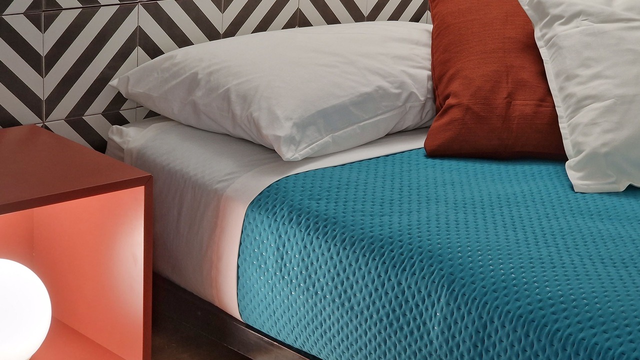 Photo of Bedroom in Meta
