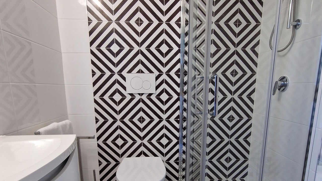 Photo of Bathroom in Meta