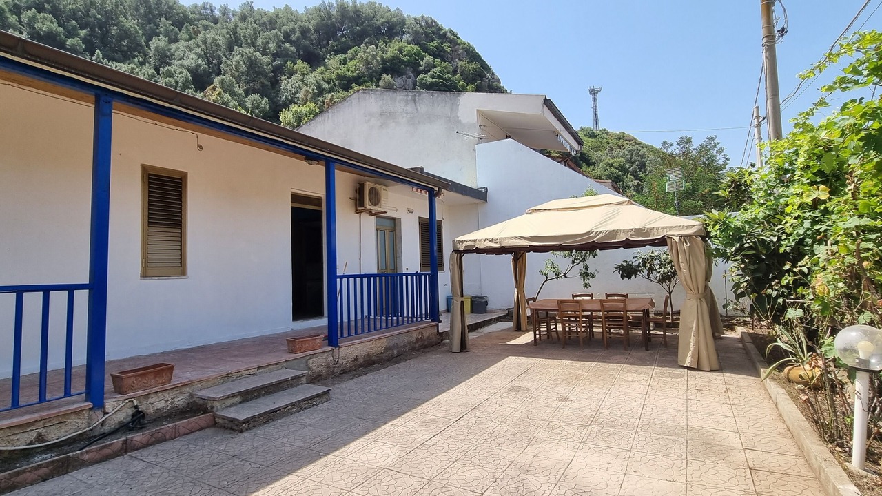 Photo of Outdoor in Palmi