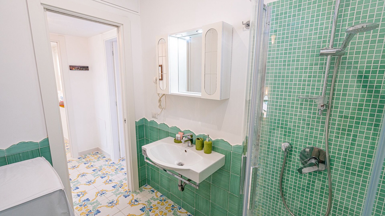 Photo of Bathroom in Termini