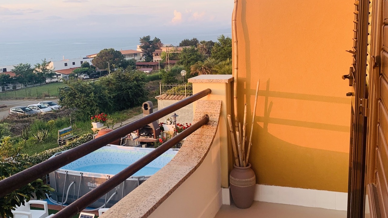 Photo of Patio Balcony in Briatico