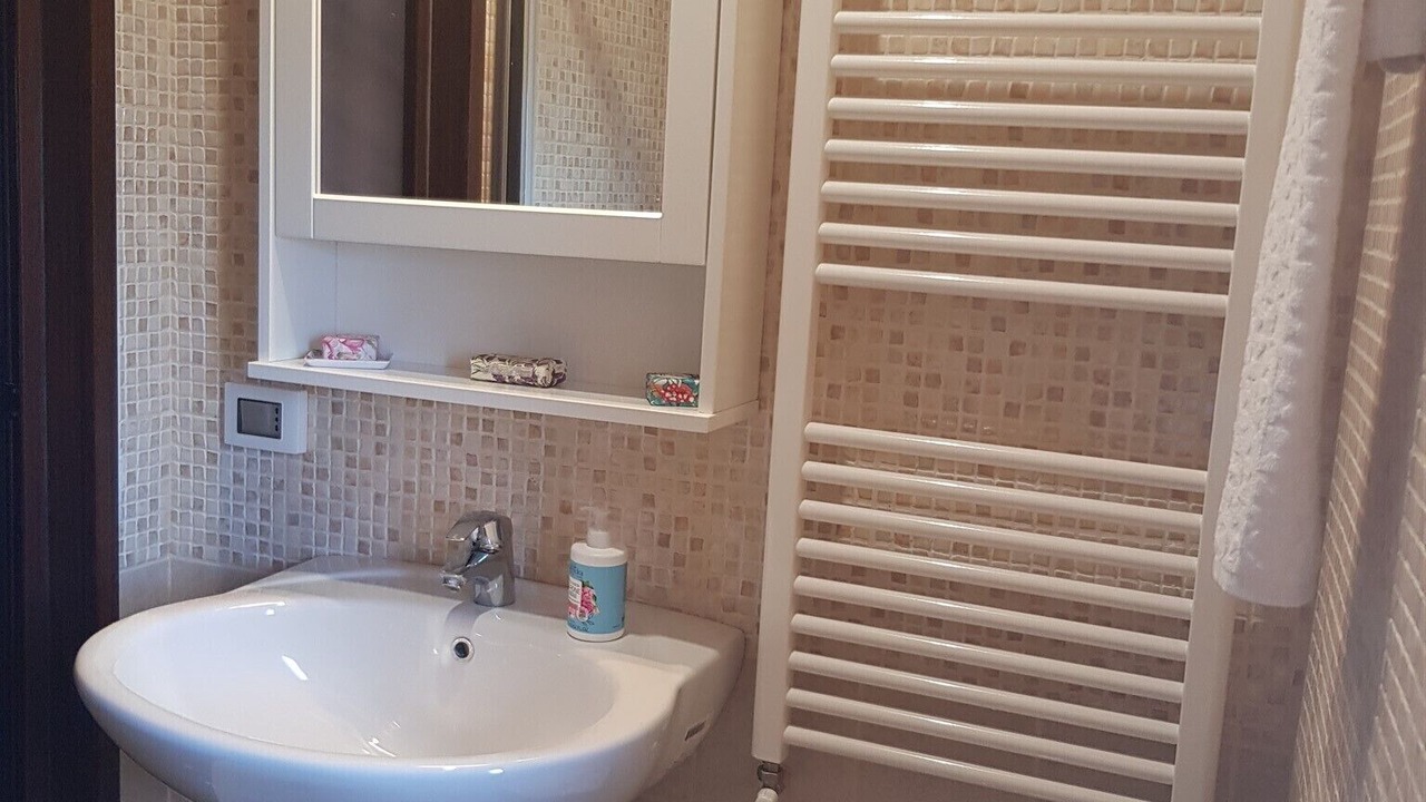 Photo of Bathroom in Moliterno