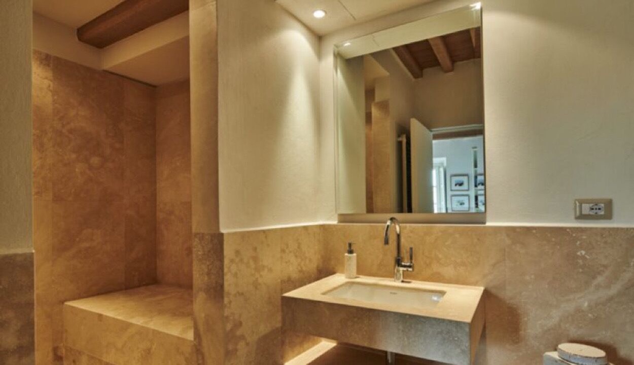 Photo of Bathroom in Castelfalfi