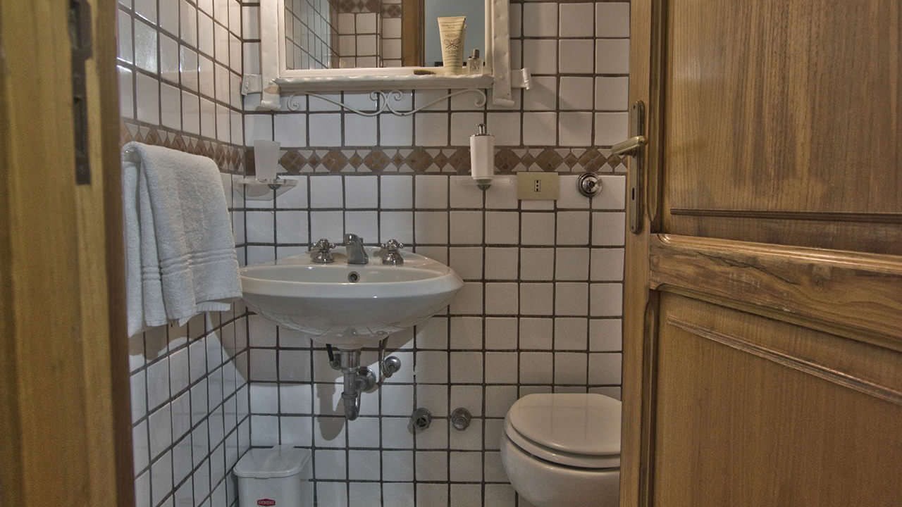 Photo of Bathroom in Termini