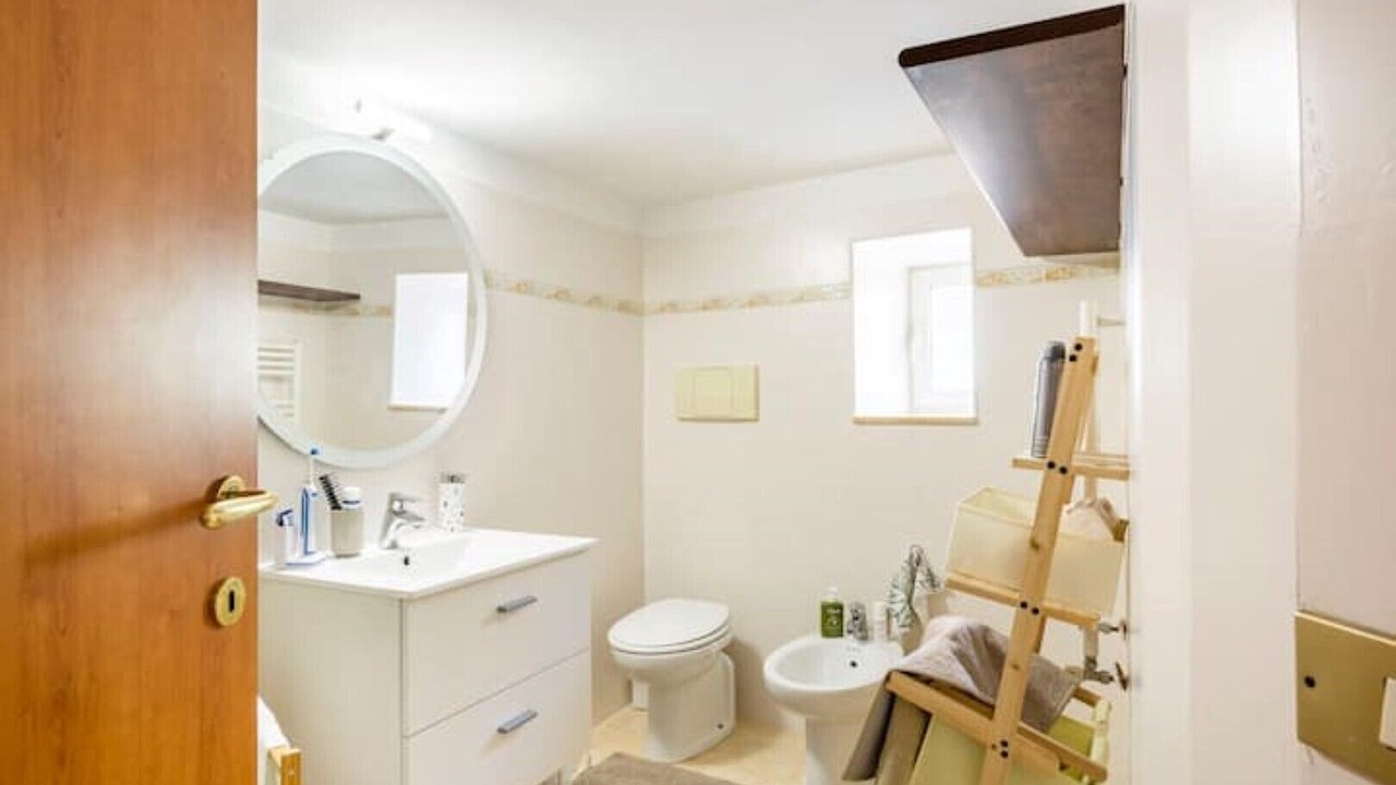 Photo of Bathroom in Baia