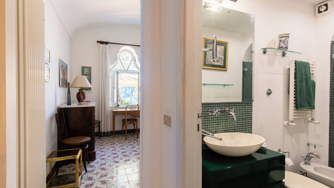 Photo of Bathroom in Marina Grande