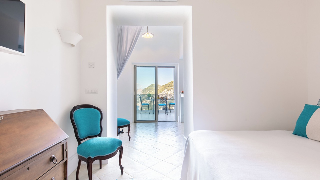 Photo of Bedroom in Capri
