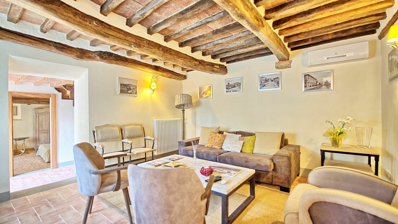 Photo of Livingroom in Camucia