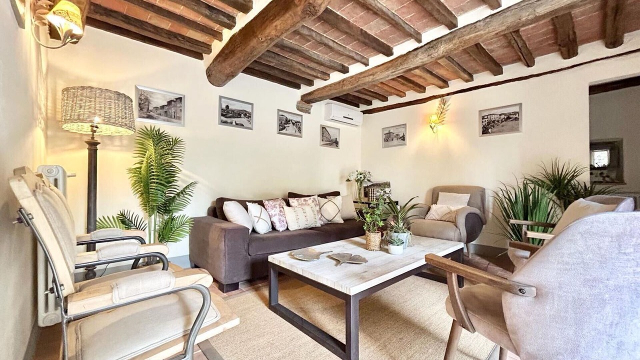Photo of Livingroom in Camucia