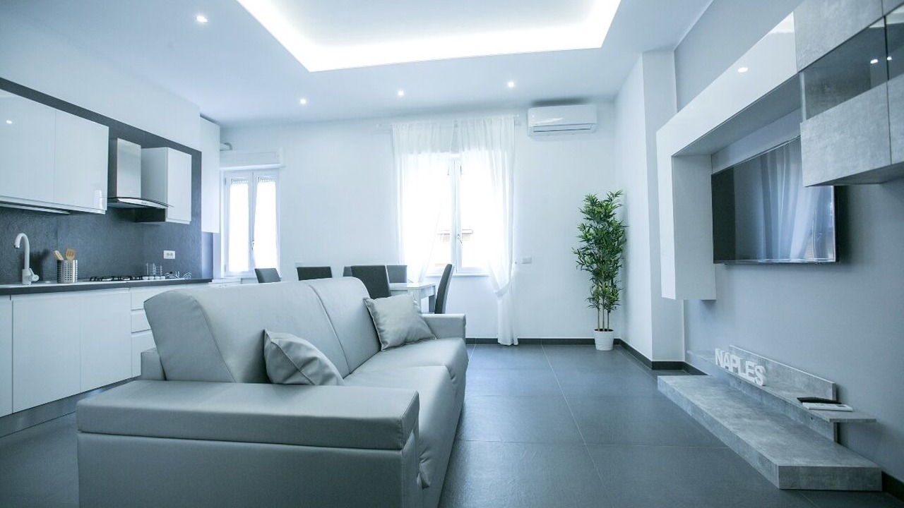 Photo of Livingroom in Naples City Centre