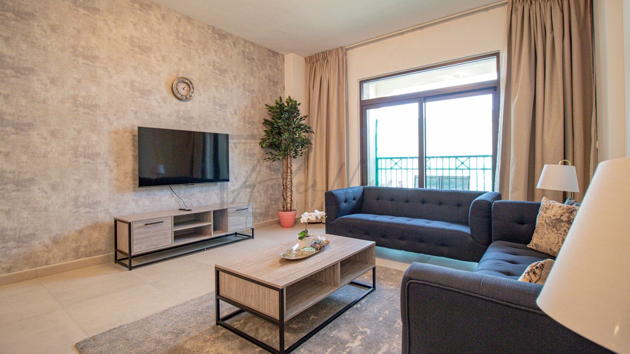 Photo of Livingroom in Umm Suqeim 3