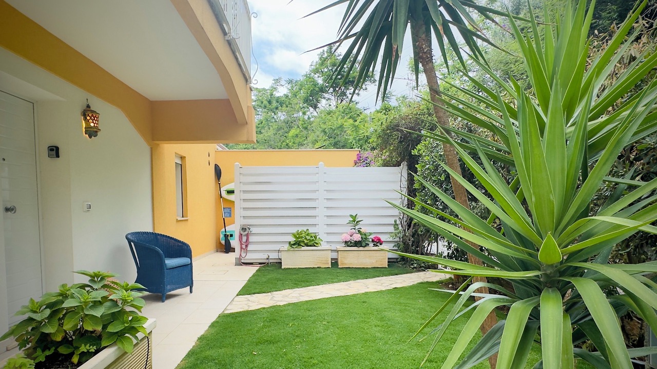 Photo of Patio Balcony in Bonifati