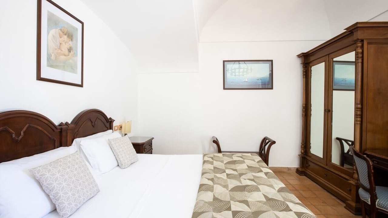 Photo of Bedroom in Sant'Agata sui Due Golfi