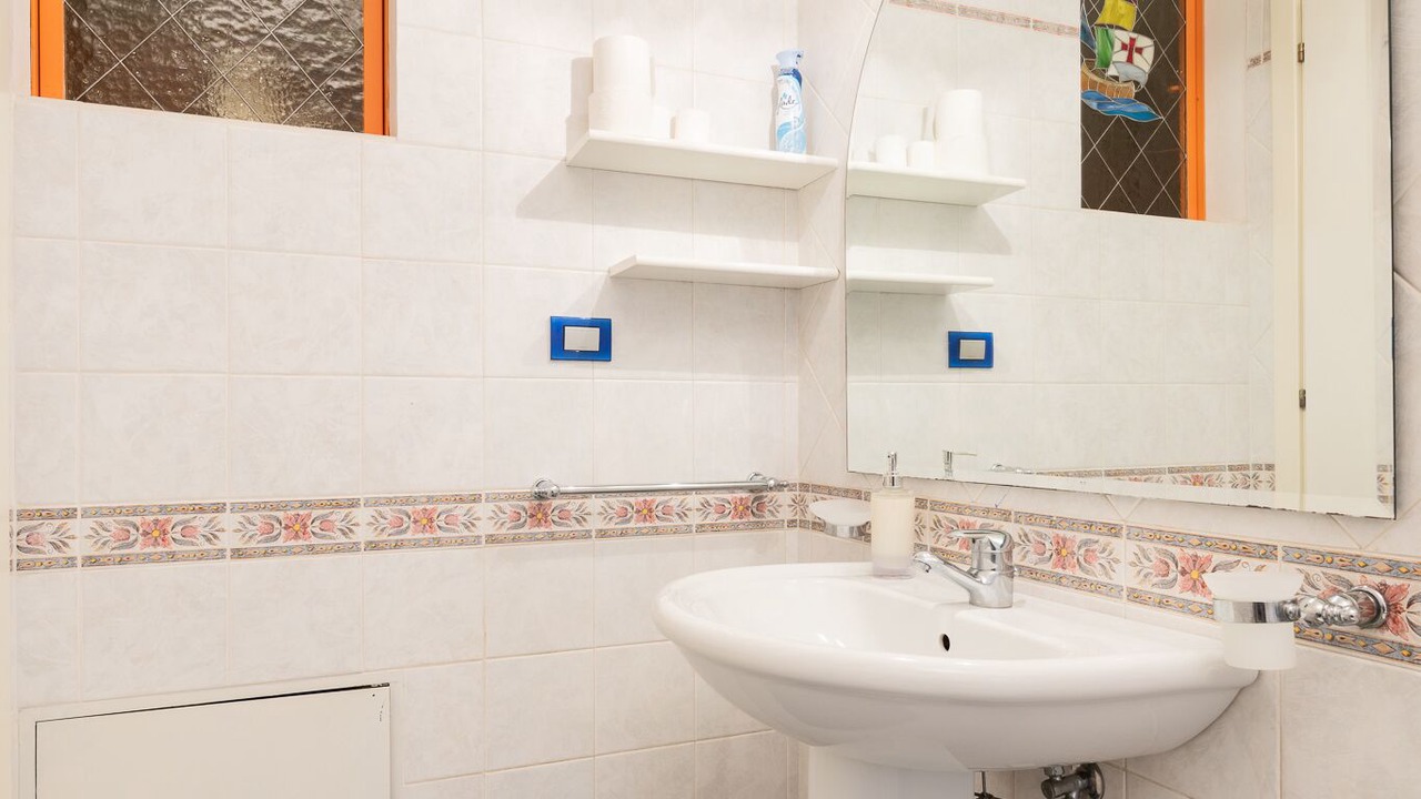 Photo of Bathroom in Careggi Rifredi