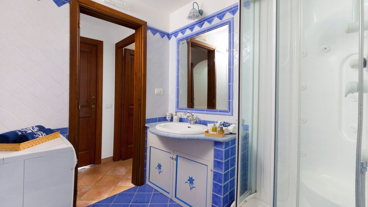 Photo of Bathroom in Montepertuso