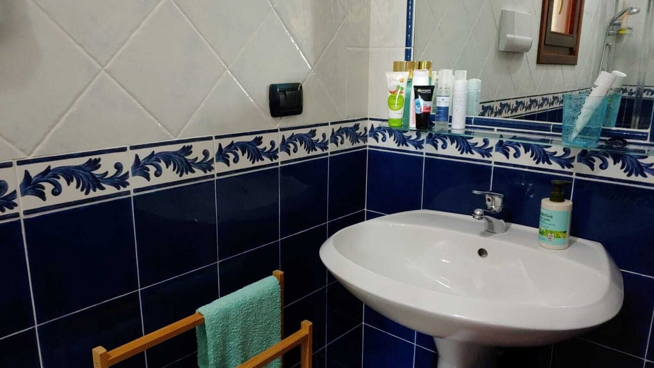 Photo of Bathroom in Case Peschiera-Lu Fraili