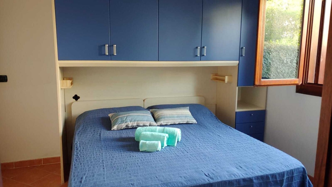 Photo of Bedroom in Case Peschiera-Lu Fraili