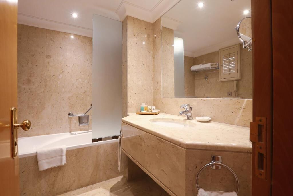 Photo of Bathroom in Jumeira 1