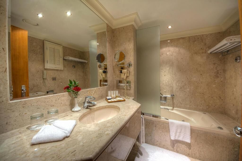 Photo of Bathroom in Jumeira 1