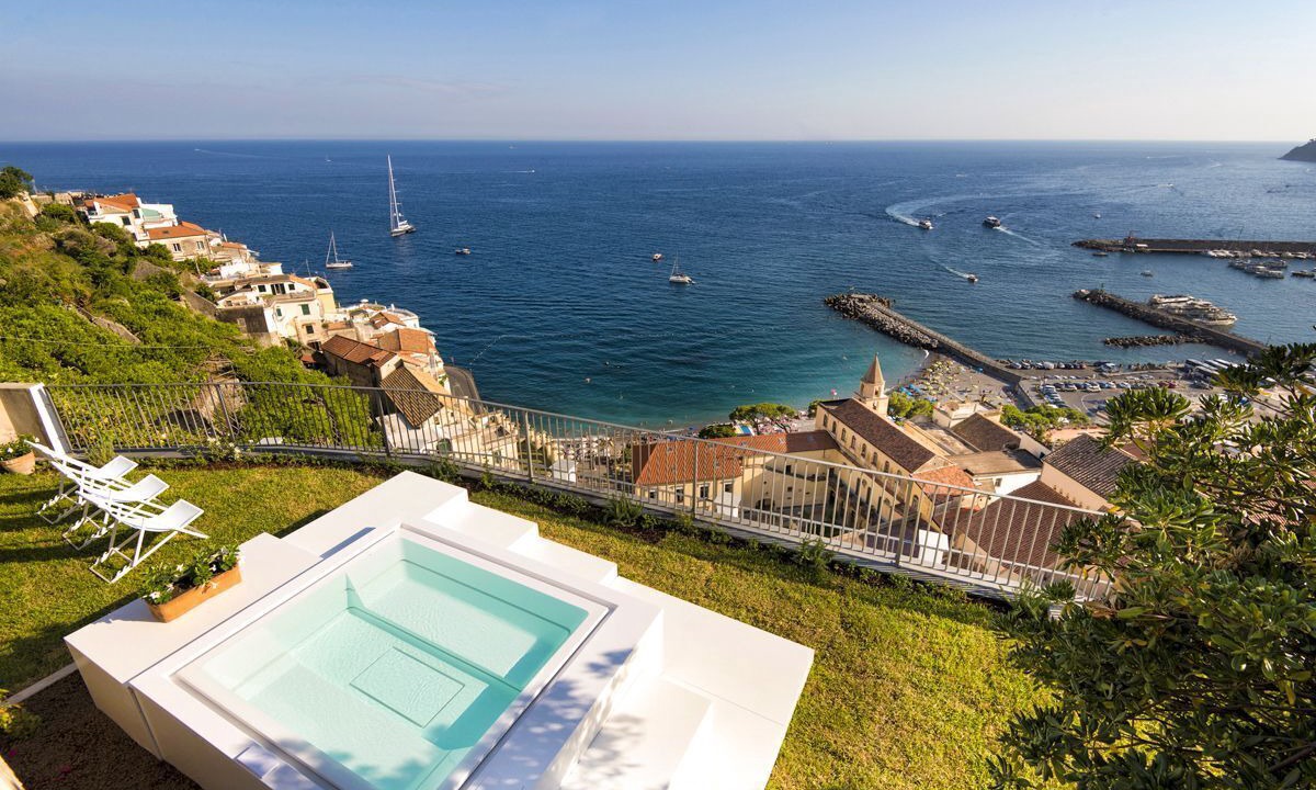 Photo of Others in Amalfi