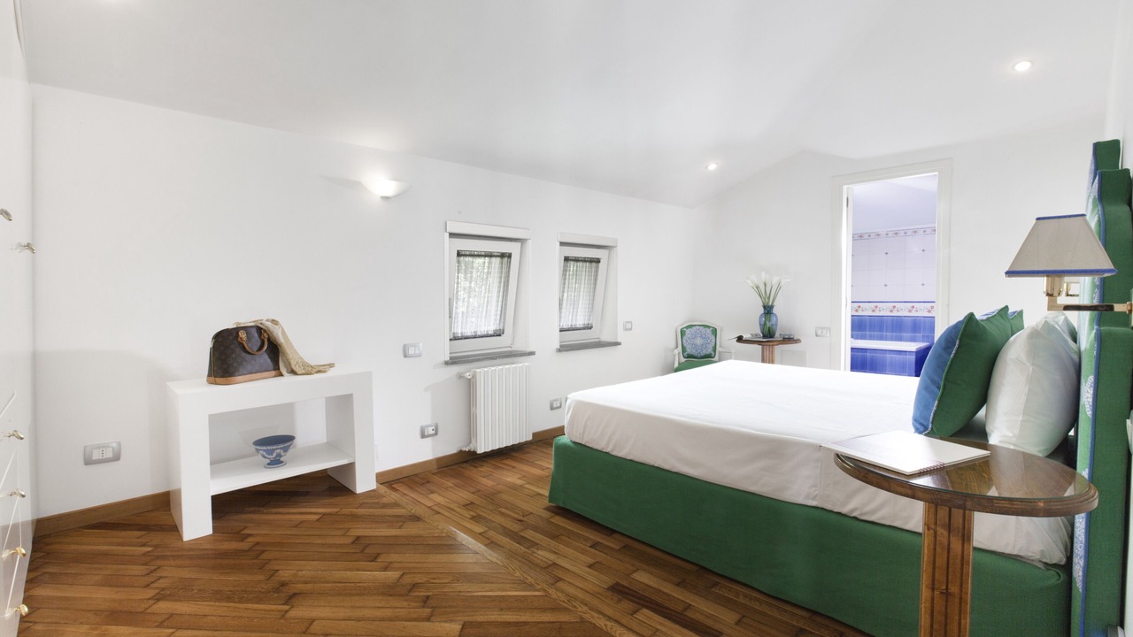 Photo of Bedroom in Sorrento City Centre