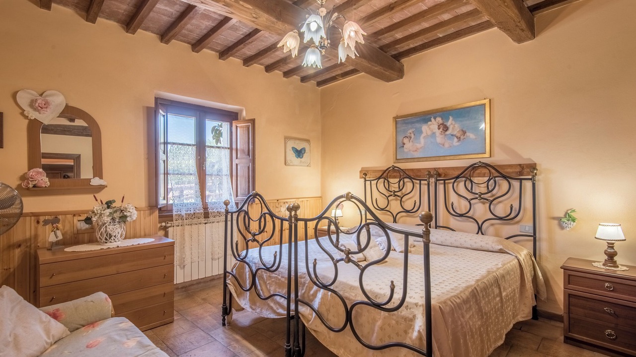 Photo of Bedroom in Castiglion Fibocchi
