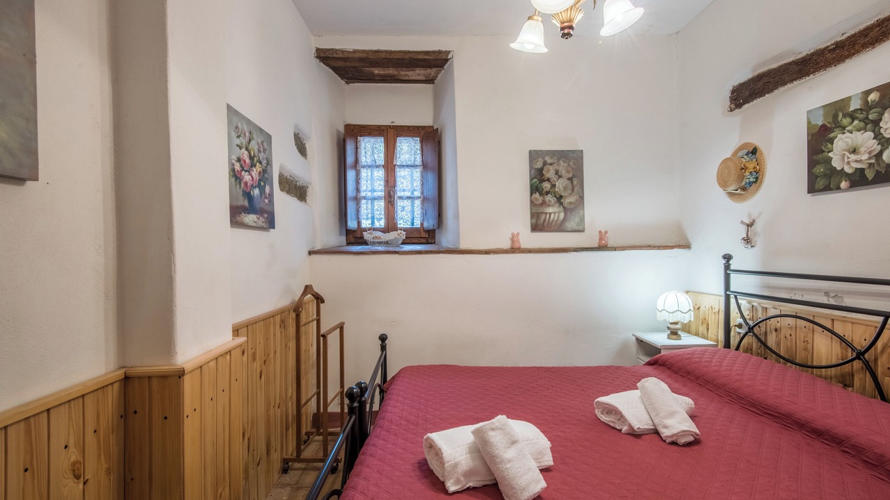 Photo of Bedroom in Castiglion Fibocchi