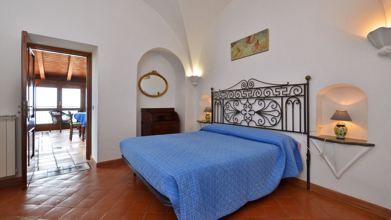 Photo of Bedroom in Furore