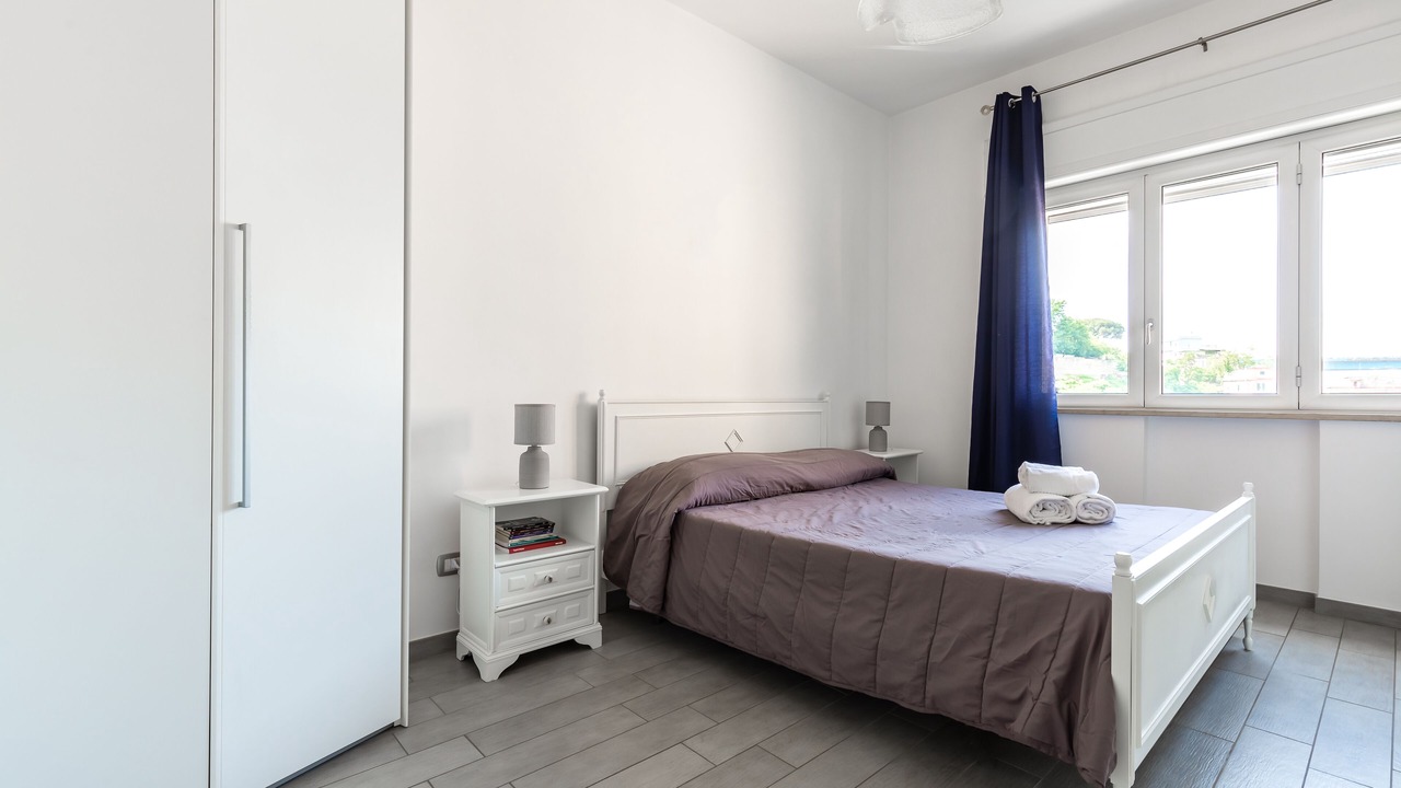 Photo of Bedroom in Naples