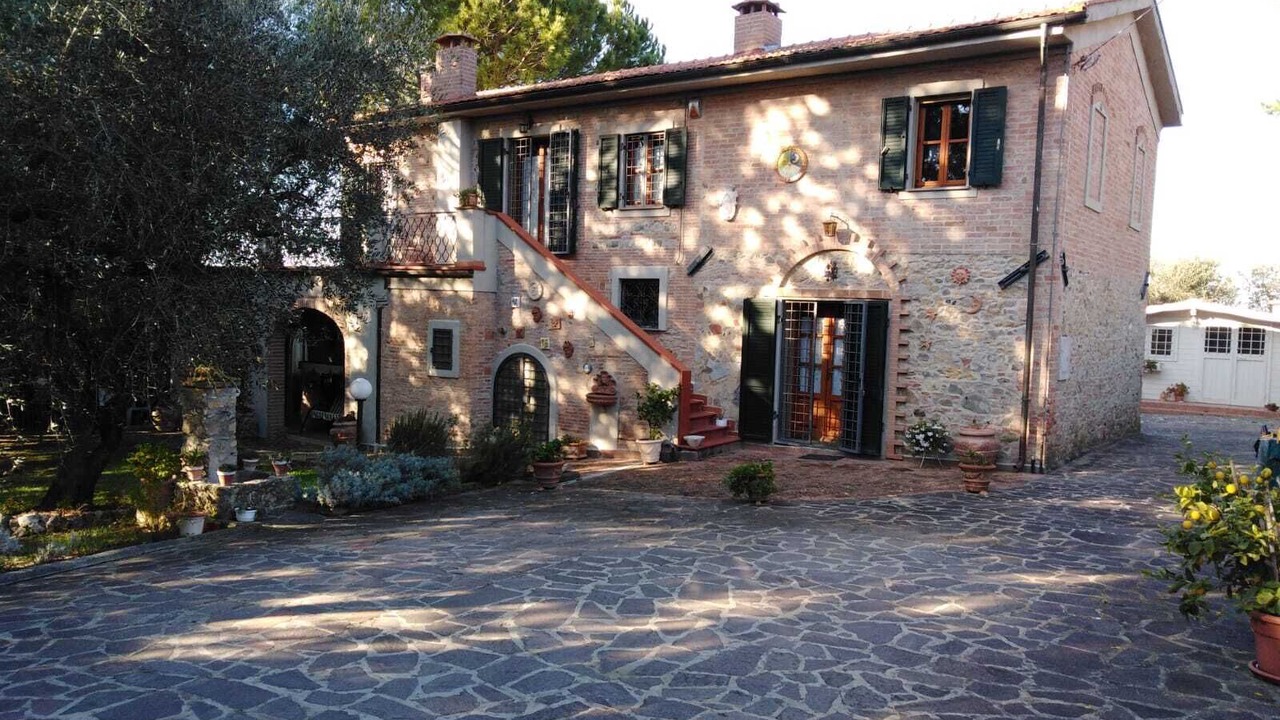 Photo of Outdoor in Morrona
