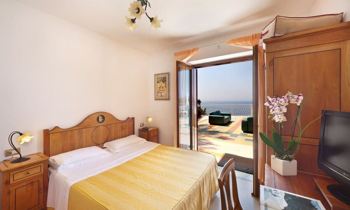 Photo of Bedroom in Marina del Cantone